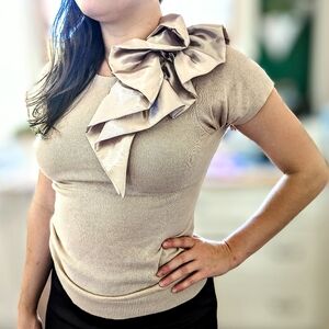 Tan, short ruffle sleeve top. Sz Small